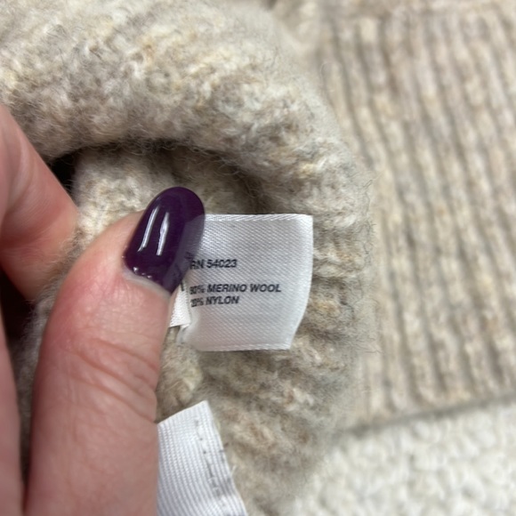 Oatmeal chunky button-down sweater - Picture 4 of 4